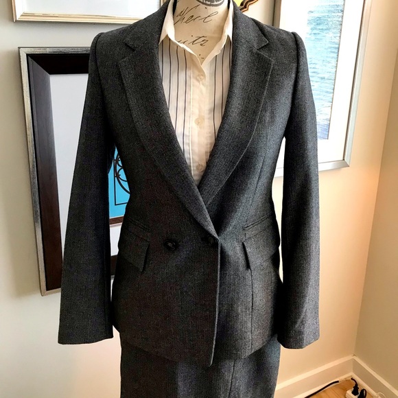 Grey Suits Two Piece / Like New - Picture 1 of 10